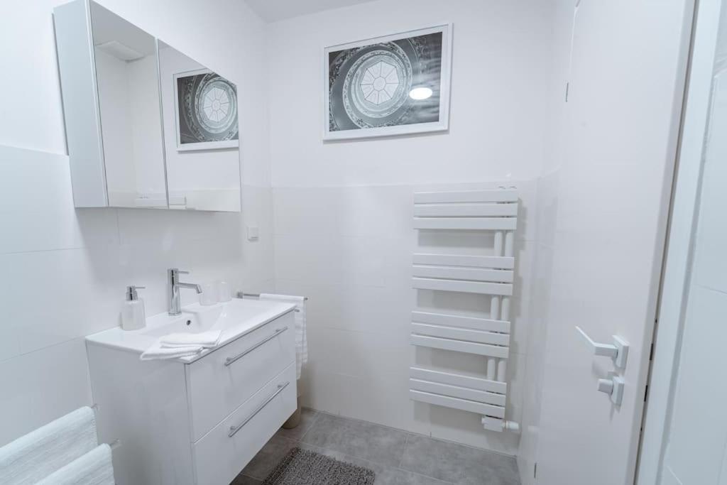 Zentral Gelegenes Appartment Хан Экстерьер фото